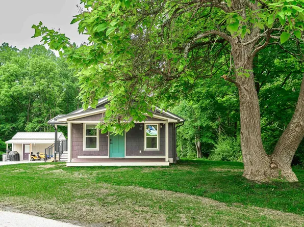 2415 W Fountain Dr, Bloomington, IN 47404