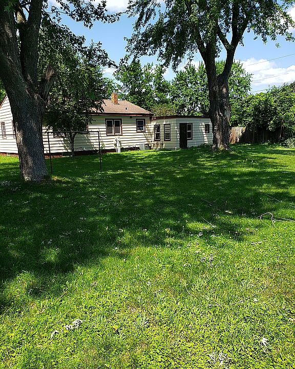 2nd image of 1817 Gilkay St