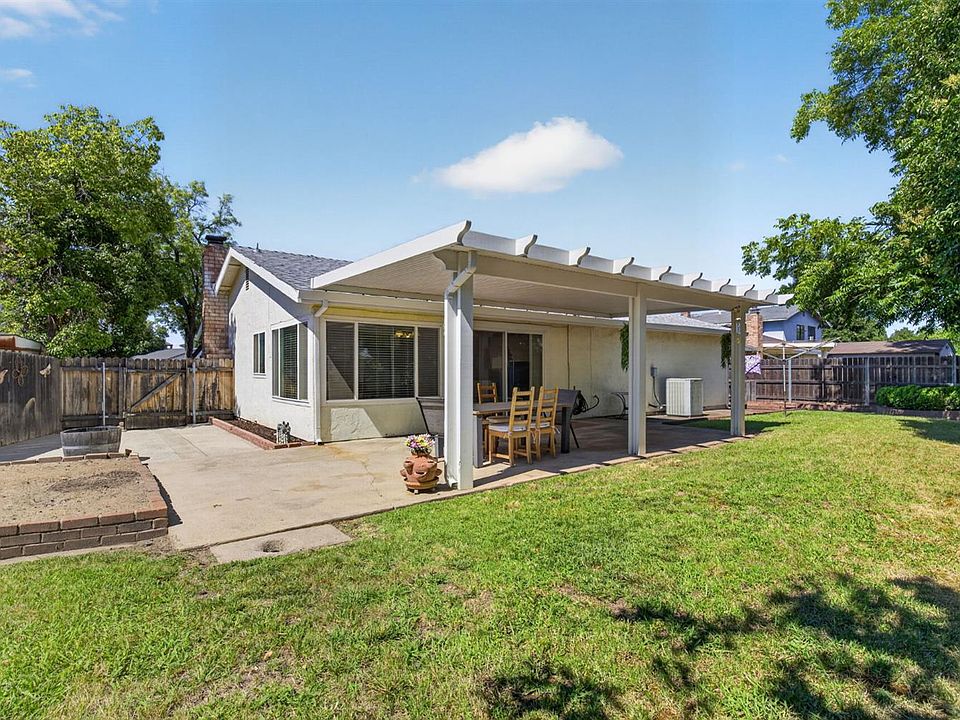 1st image of 6528 Mossview Way