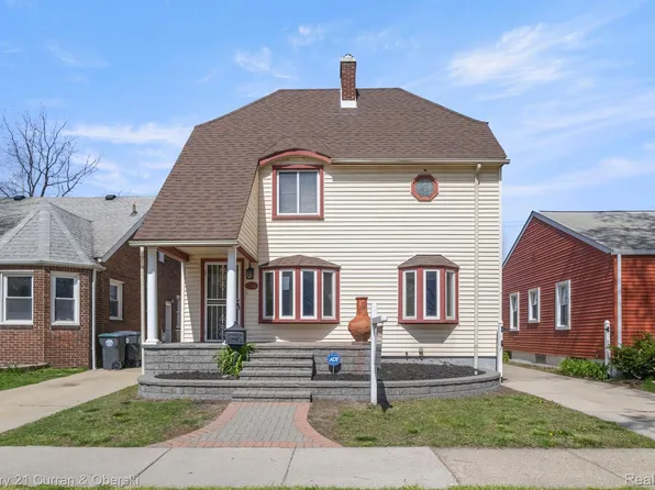 18835 Ruth St, Melvindale, MI 48122