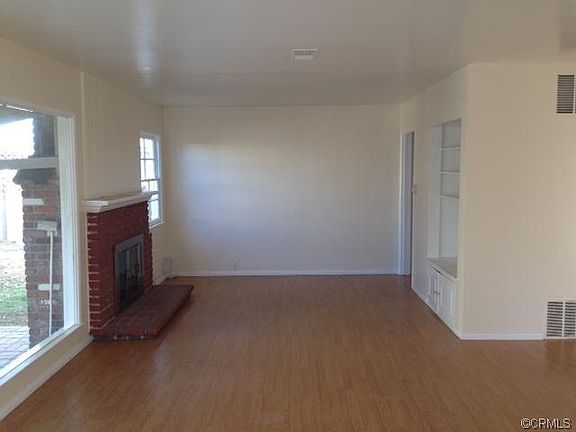 2nd image of 14457 Oak St