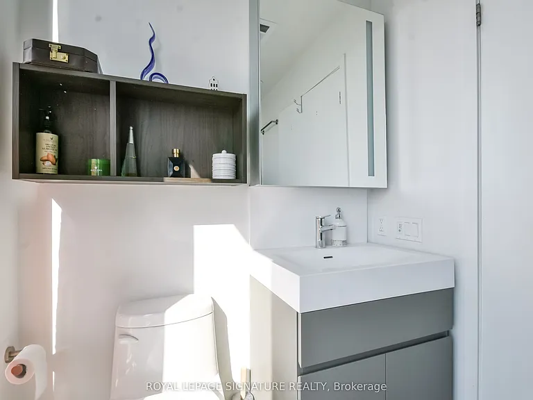39 Mary St #1505 — Photo 18