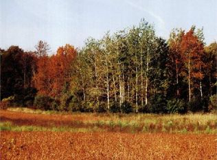 5819 Cedar Sauk Rd, Saukville, WI 53080