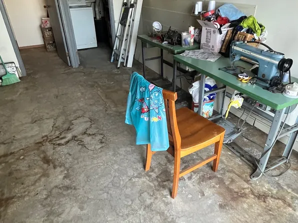 301 Mosel Avenue image 16 of 16