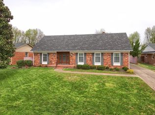 2237 N Stratford Dr, Owensboro, KY 42301