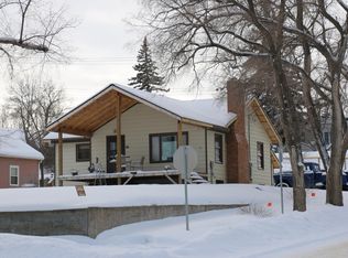101 3rd St NE, Watford City, ND 58854