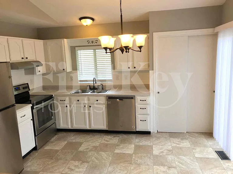 66 Chip Dr — Photo 7
