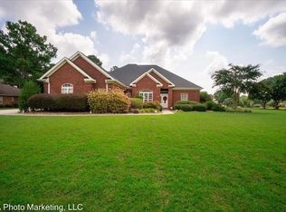 706 Victoria Cir, Warner Robins, GA 31088