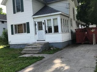 231 Hambrook St, Belding, MI 48809