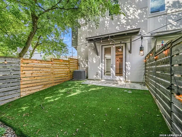 803 E Park Ave #105 — Photo 16
