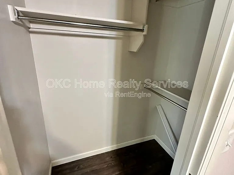 409 Summit Ridge Dr — Photo 11