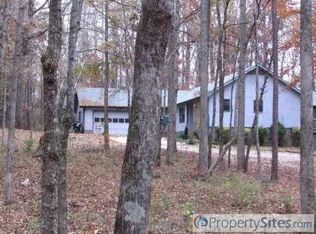 40 Lynnwood Dr, Ellenwood, GA 30294