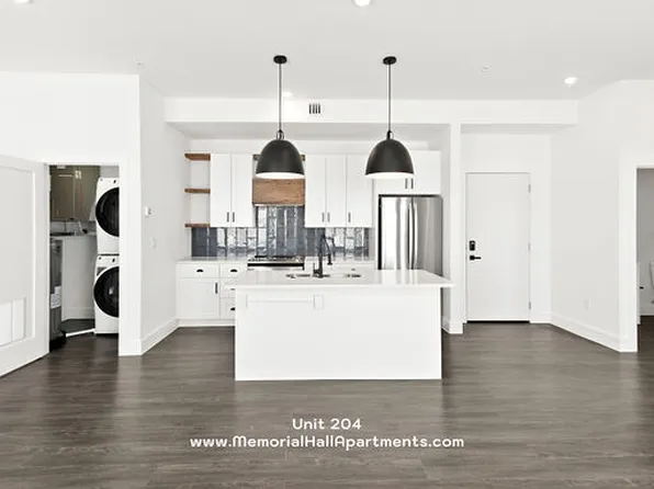 4 E Main St #203, Middletown, MD 21769