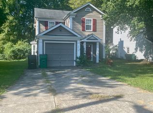 9419 Oren Thompson Rd, Charlotte, NC 28213