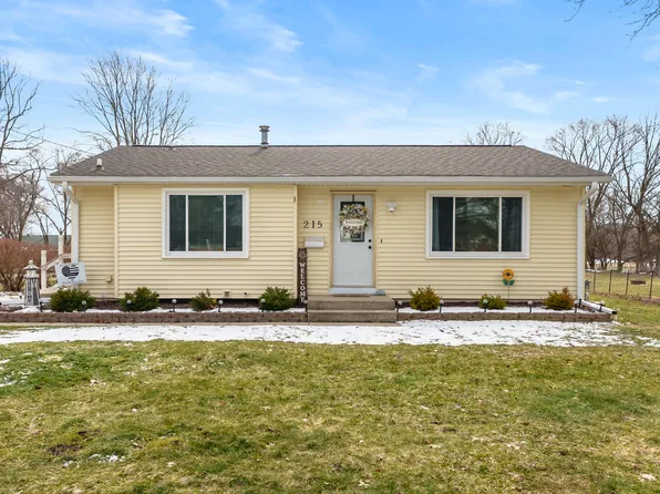 215 Washington St, Otsego, MI 49078