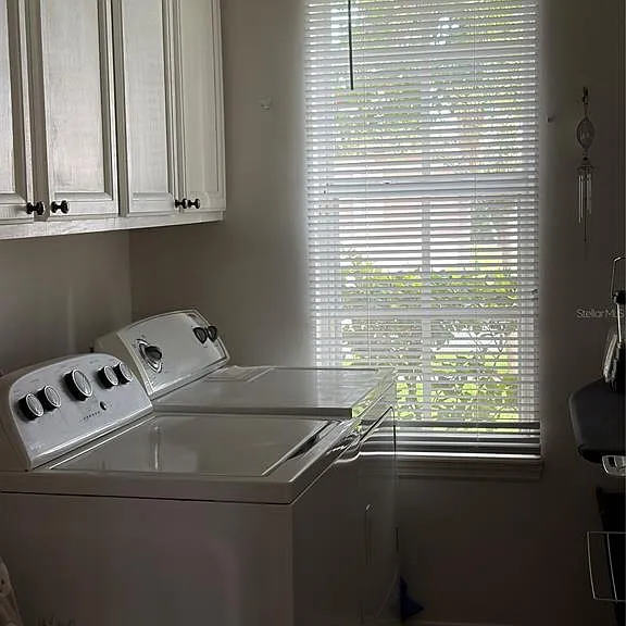 8040 Solitaire Ct — Photo 9
