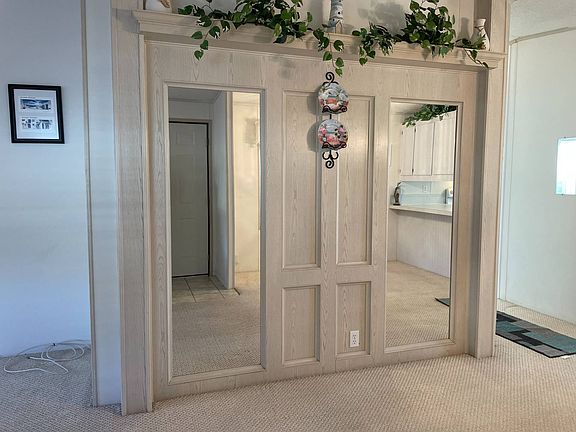2nd image of 254 Oaktree Ln