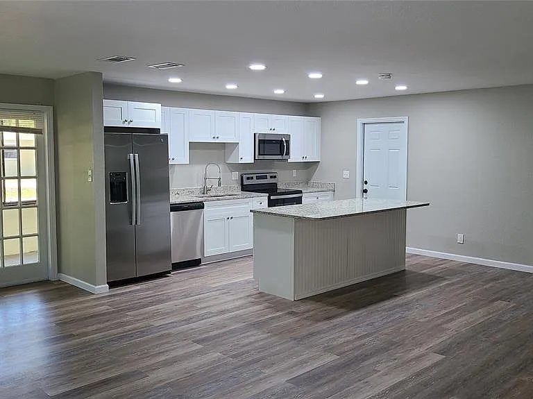 4611 W Villa Rosa St — Photo 4