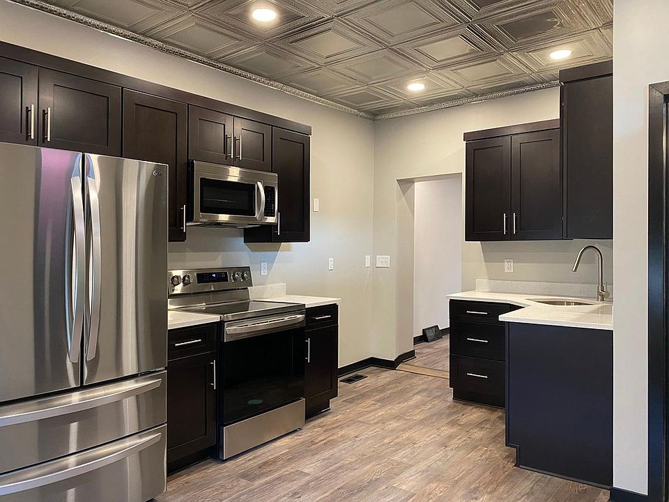 Tin Top 1 - Kitchen