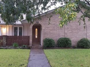 386 Windsor Sq, Alvin, TX 77511