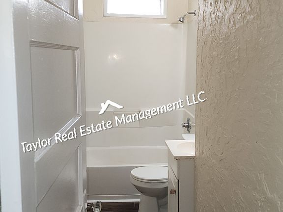 5th image of 714 Howell St