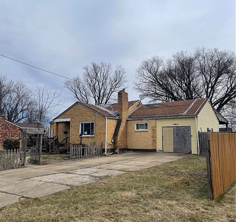 1st image of 153 Alder St
