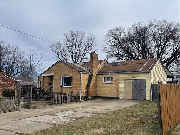 153 Alder St, New Kensington, PA 15068