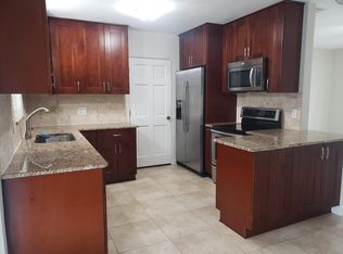 901 41st Ave NE, Saint Petersburg, FL 33703