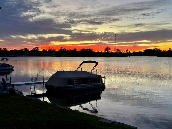 2219 Mindy Ln, Camden, MI 49232