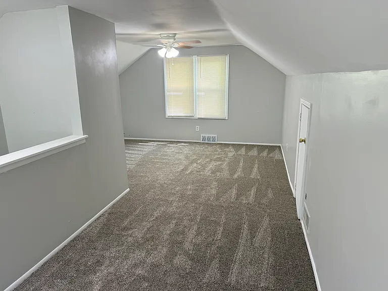 11442 Inkster Rd — Photo 7