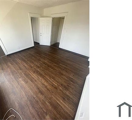 4th image of 702 E 108th St #702