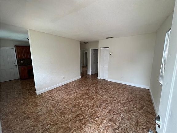 3rd image of 7961 NW 1st Pl #1