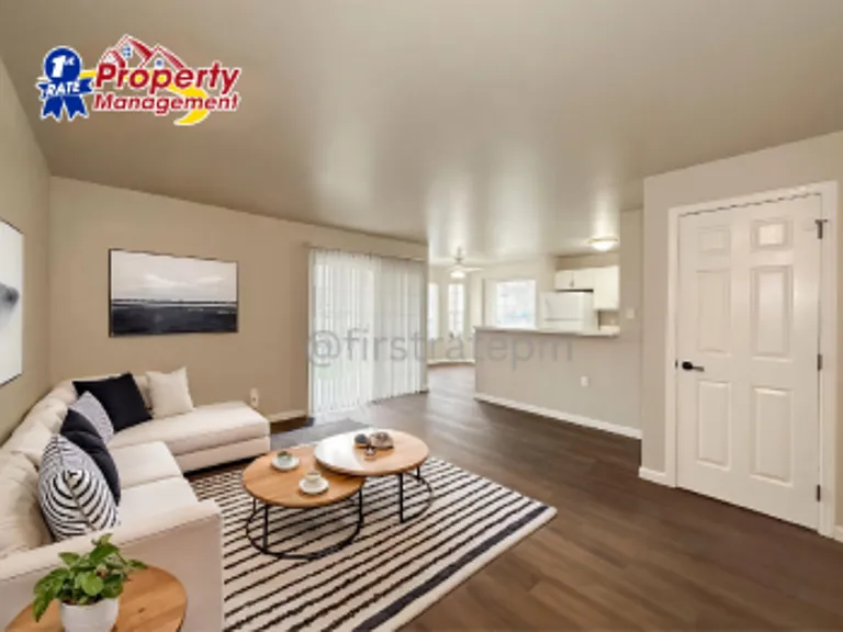 10186 W Garverdale Ln #201 — Photo 26