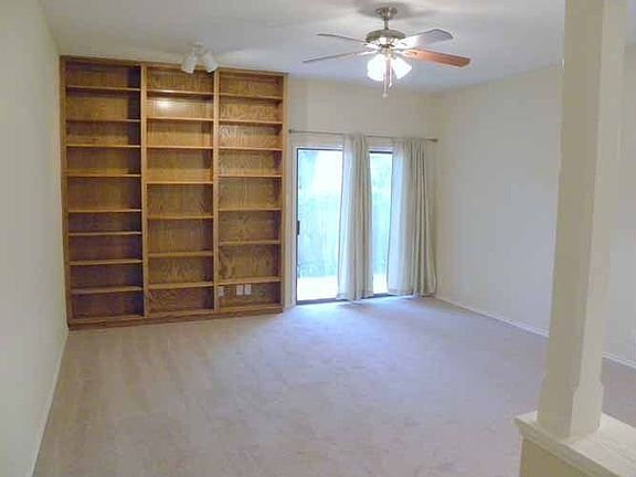 4th image of 12446 Starcrest Dr