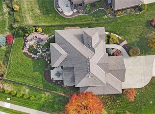 18932 W 100th St, Lenexa, KS 66220