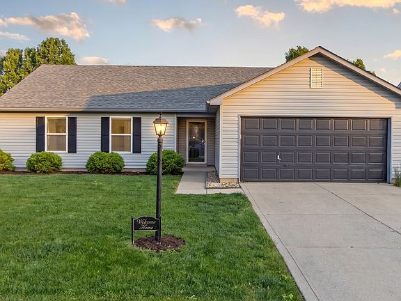 3rd image of 19551 Amber Way