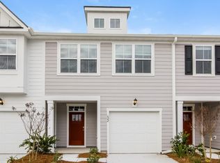 622 Trotters Ln, Moncks Corner, SC 29461