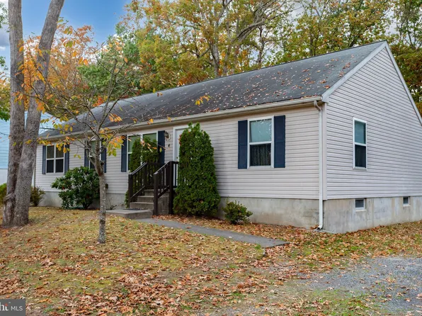 4 Pemberton Blvd, Browns Mills, NJ 08015