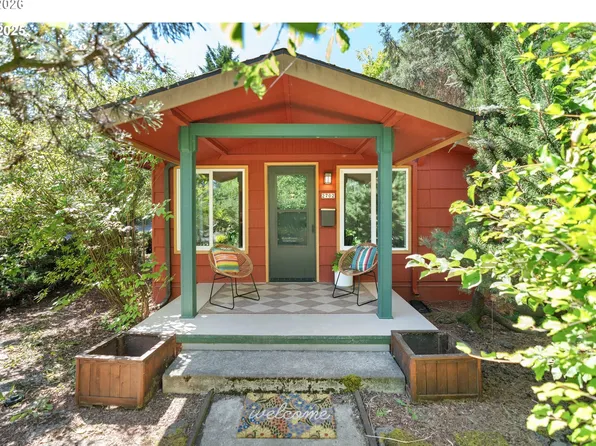 2702 N Winchell St, Portland, OR 97217