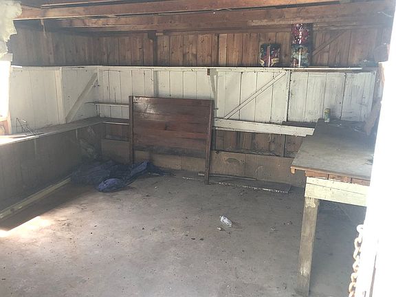 Wash house 