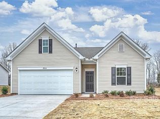2914 Parkwest Dr, Albemarle, NC 28001