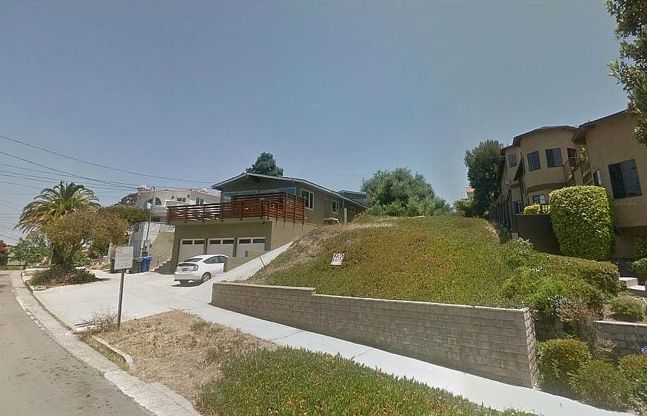 2nd image of 510 N Helberta Ave