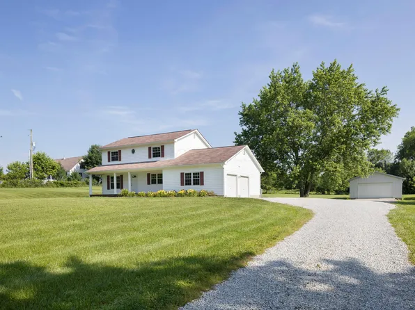 6704 Blacks Rd SW, Pataskala, OH 43062