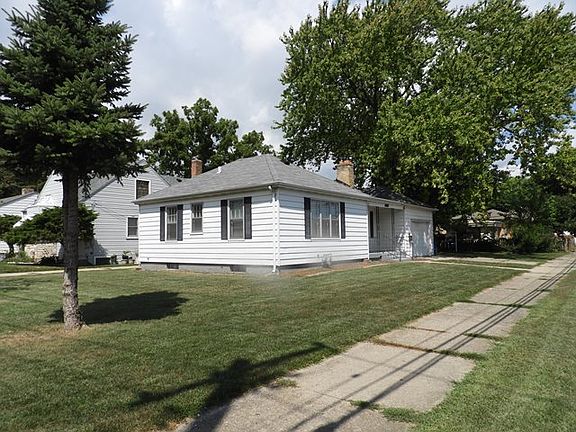 2nd image of 1002 N Jackson St