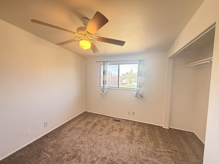 589 Oquirrh Ave — Photo 9