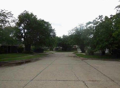 2nd image of 331 Skyline Dr