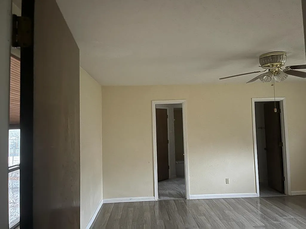 5 bed, 2844 sqft, $3,250 — Photo 4