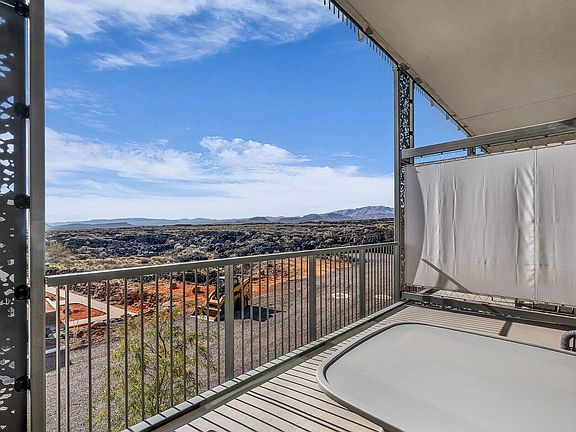 2nd image of 1500 E Black Desert Dr #43128