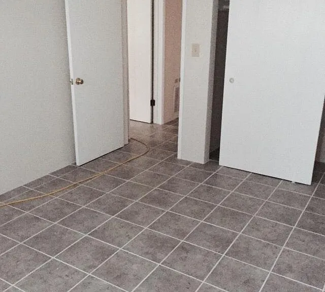 8400 Amigo Ave #9 — Photo 2
