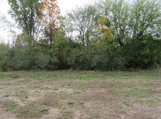 13 Fox Point Ct NE, Ada, MI 49301